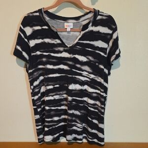 LuLaRoe Black and White Striped Short Sleeve Top